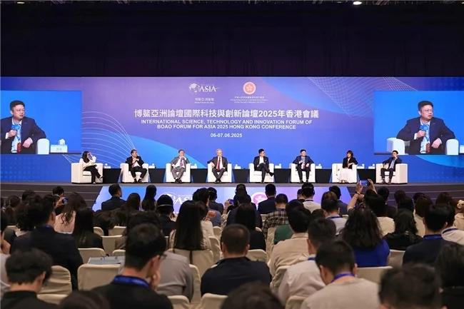 vivo出席博鰲亞洲論壇國際科技與創(chuàng)新論壇2025年中國香港會議，共話人工智能未來圖景