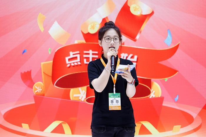 AI賦能，智啟未來丨昱能科技攜全場景智慧光儲解決方案重磅亮相SNEC！