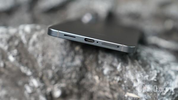 三星Galaxy S25 Edge：當(dāng)輕薄成為潮流