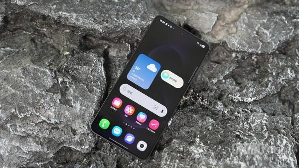 三星Galaxy S25 Edge：當(dāng)輕薄成為潮流