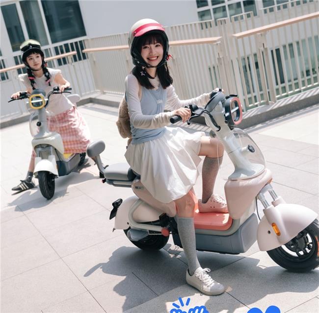 女生選車(chē)必看：極核MO1i對(duì)比九號(hào)電動(dòng)Qz1，誰(shuí)是你的理想型？