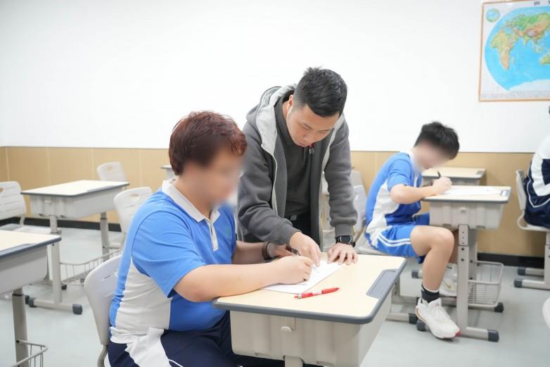 大朋友高考復(fù)讀學(xué)校開放日，揭秘沉浸式高效學(xué)習體驗