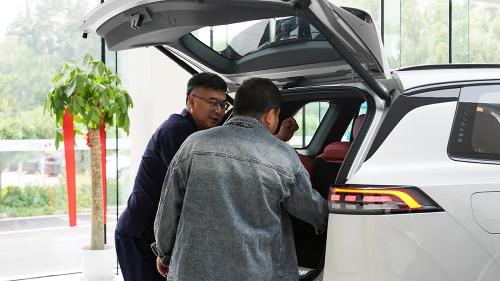 區(qū)域市場突圍樣本，創(chuàng)新服務(wù)賦能品牌成長——易車志對(duì)話經(jīng)銷商