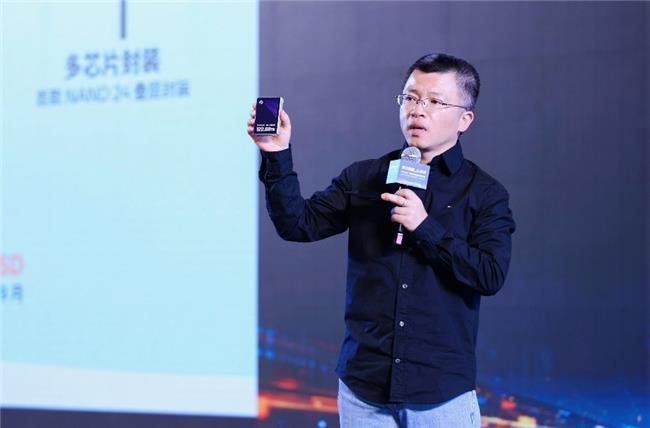 從核心到邊緣，Solidigm SSD助力破解AI存儲(chǔ)難題