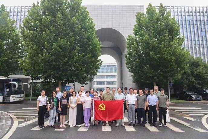 天獅李金元：黨建引領(lǐng)，共繪協(xié)同發(fā)展藍圖