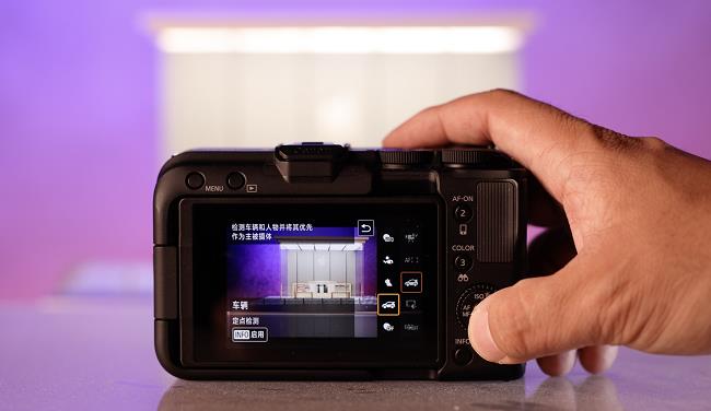 終于，這臺相機“說服”了我可以拍好視頻 - 佳能EOS R50 V視頻拍攝體驗
